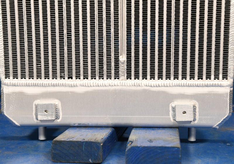 Load image into Gallery viewer, Hitachi 180 Radiator # 871138

