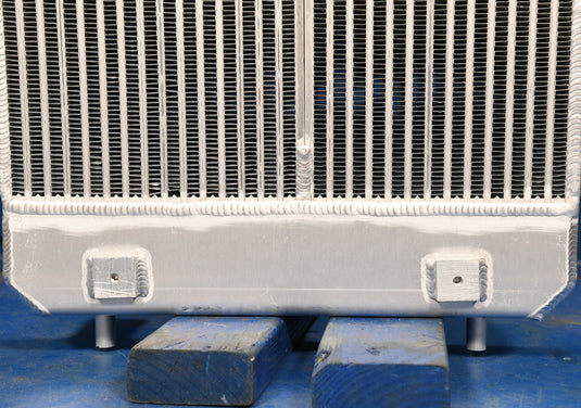 Hitachi 180 Radiator