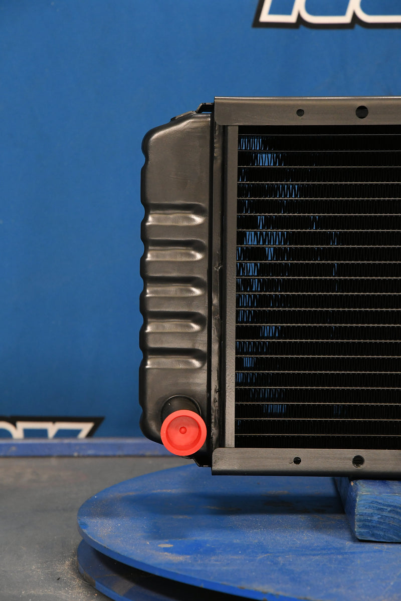 Load image into Gallery viewer, Bobcat 751 Radiator # 890031
