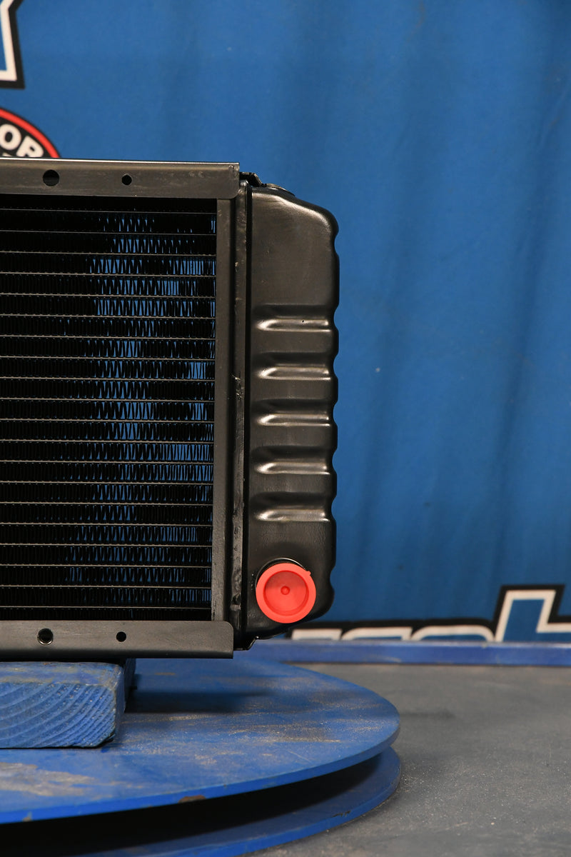 Load image into Gallery viewer, Bobcat 751 Radiator # 890031
