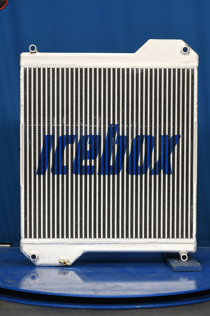 Load image into Gallery viewer, JCB Radiator # 890108
