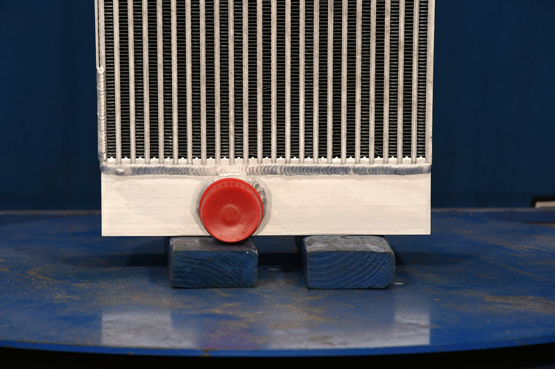 Load image into Gallery viewer, JCB Radiator # 890114
