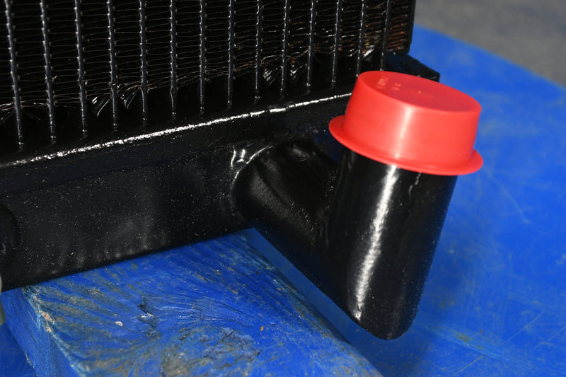 Load image into Gallery viewer, Gehl Radiator # 890253
