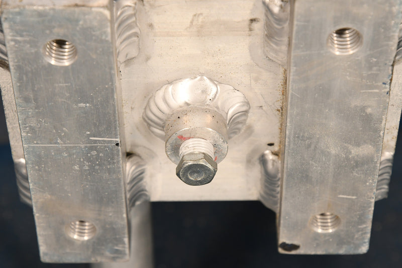 Load image into Gallery viewer, Volvo L330 Oil Cooler # 890278
