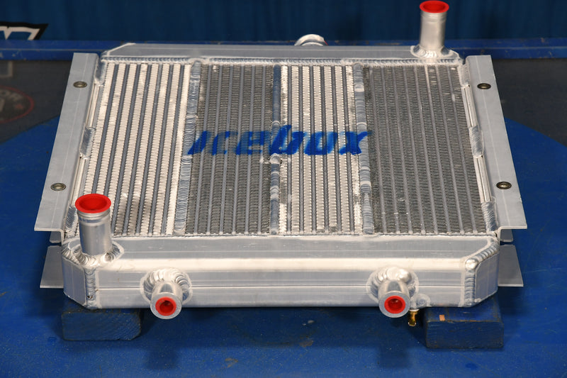 Load image into Gallery viewer, Mitsubishi BD2G Radiator # 890555
