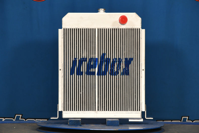 Load image into Gallery viewer, Huber Grader Radiator # 891086
