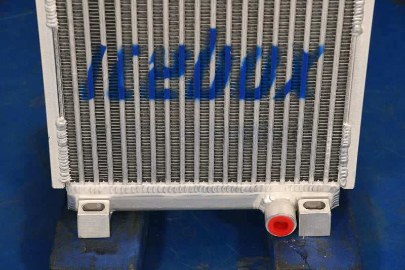 Load image into Gallery viewer, Deutz F6L912F, 913 Oil Cooler # 891115
