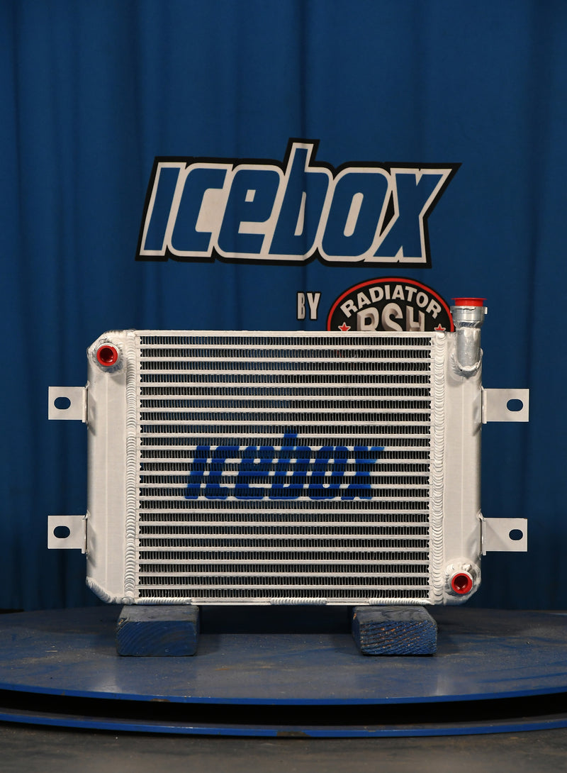 Load image into Gallery viewer, Toyota 3SDK3, 3SDK4, 4SDK3 Radiator # 891131
