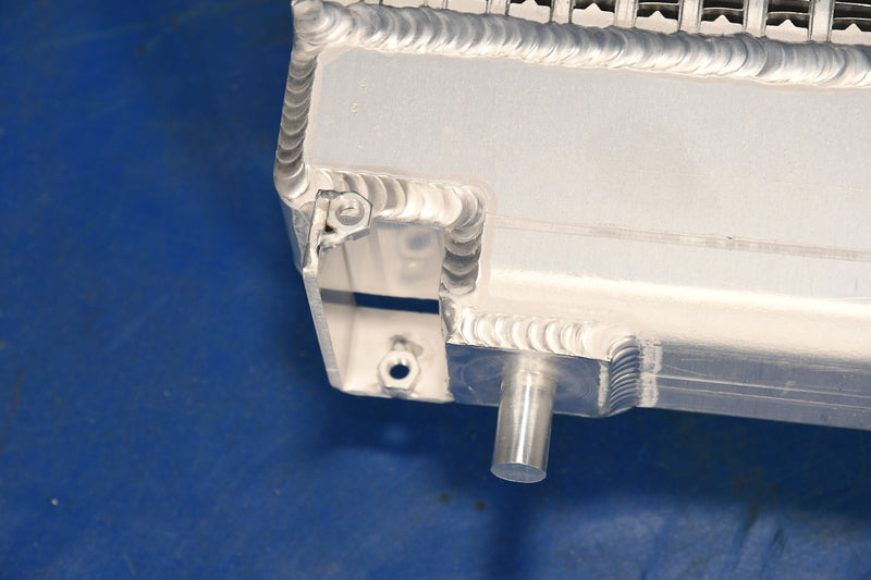Load image into Gallery viewer, New Holland EH30.B Radiator # 910023
