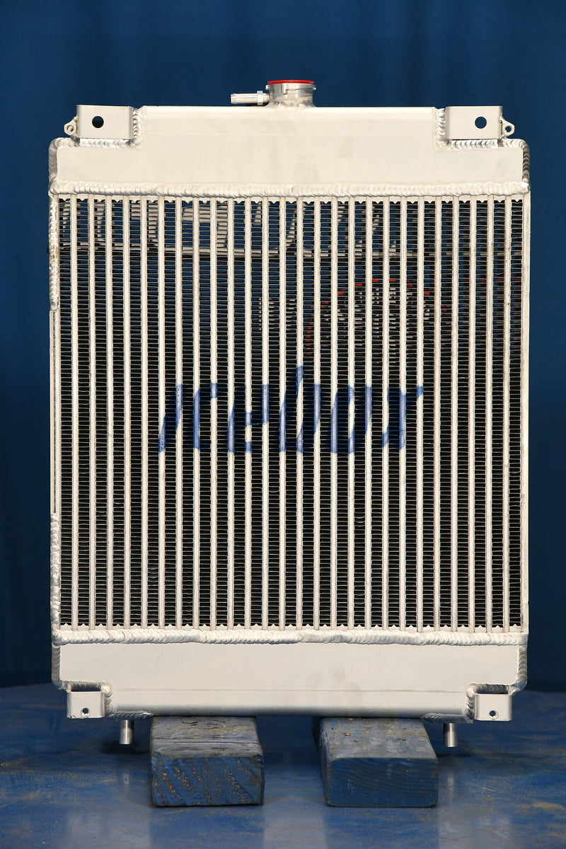 Load image into Gallery viewer, New Holland EH30.B Radiator # 910023
