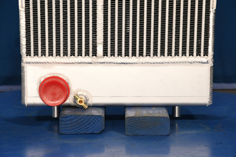 Load image into Gallery viewer, Kobelco SK210 Radiator # 927582
