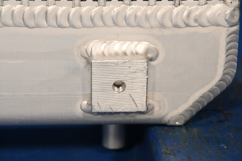 Load image into Gallery viewer, Kobelco SK125-3, SK125SR-3, SK135SR-3 Radiator # 927607
