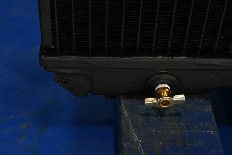 Load image into Gallery viewer, Komatsu Radiator # 930042
