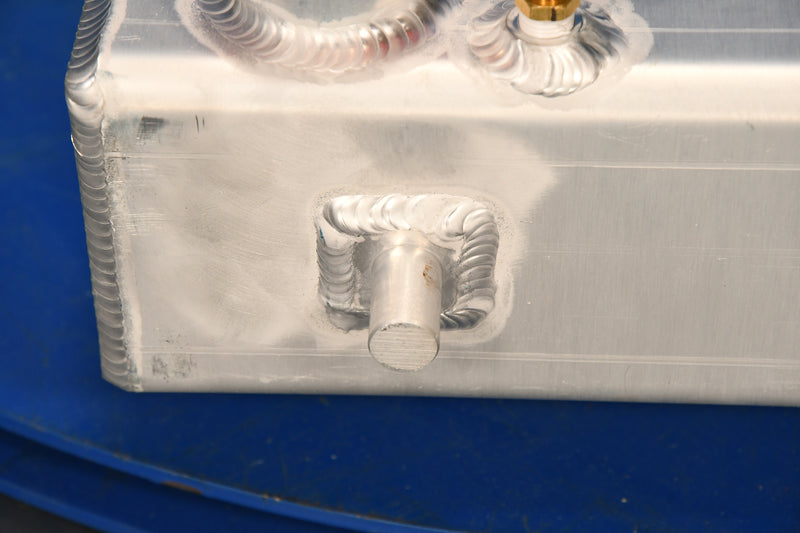 Load image into Gallery viewer, Komatsu PC200-8 Radiator # 930050
