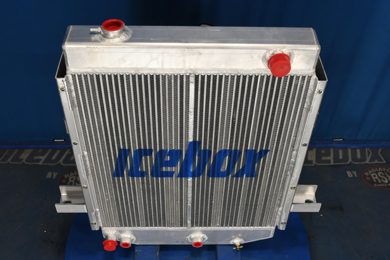 Load image into Gallery viewer, Komatsu WA480-1, WA150-1 Radiator # 930060
