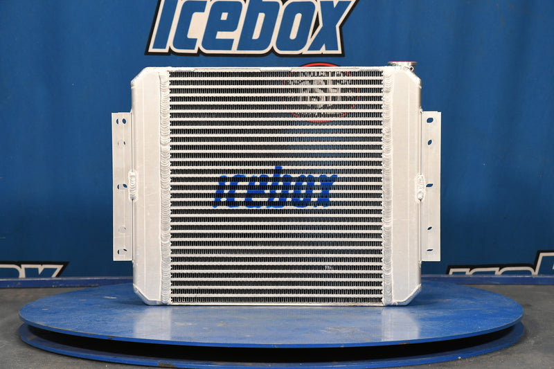Load image into Gallery viewer, Komatsu FG20-7 Radiator # 930264
