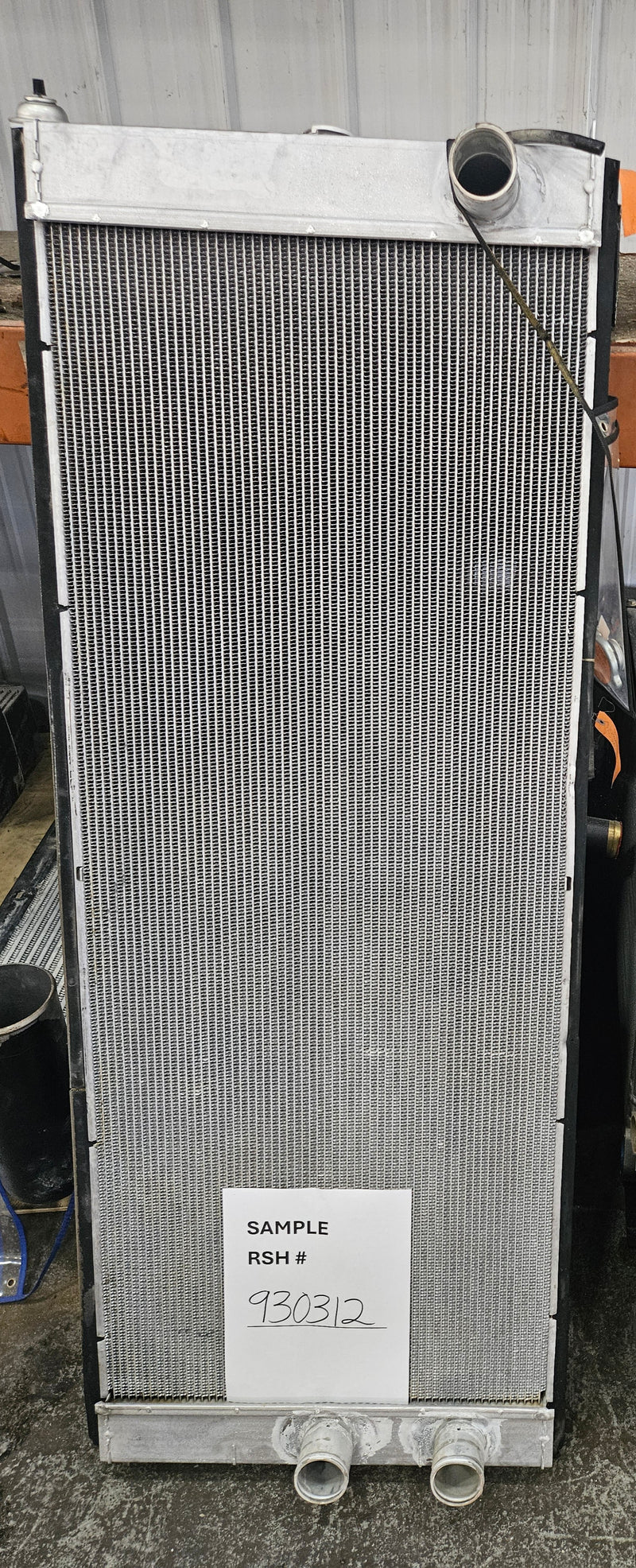 Load image into Gallery viewer, Komatsu 480-8 Radiator # 930311
