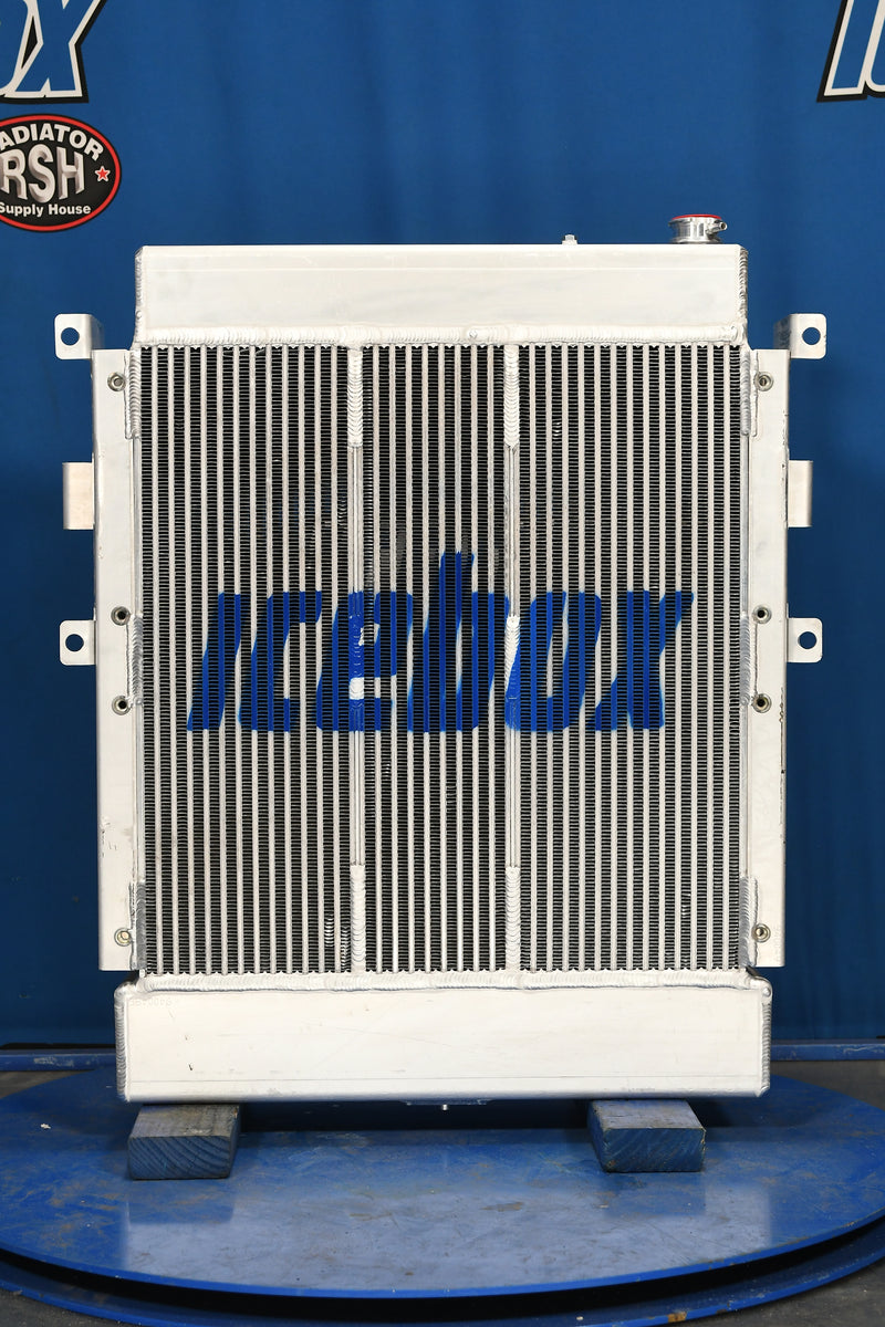 Load image into Gallery viewer, Hyster H250 Radiator # 940049
