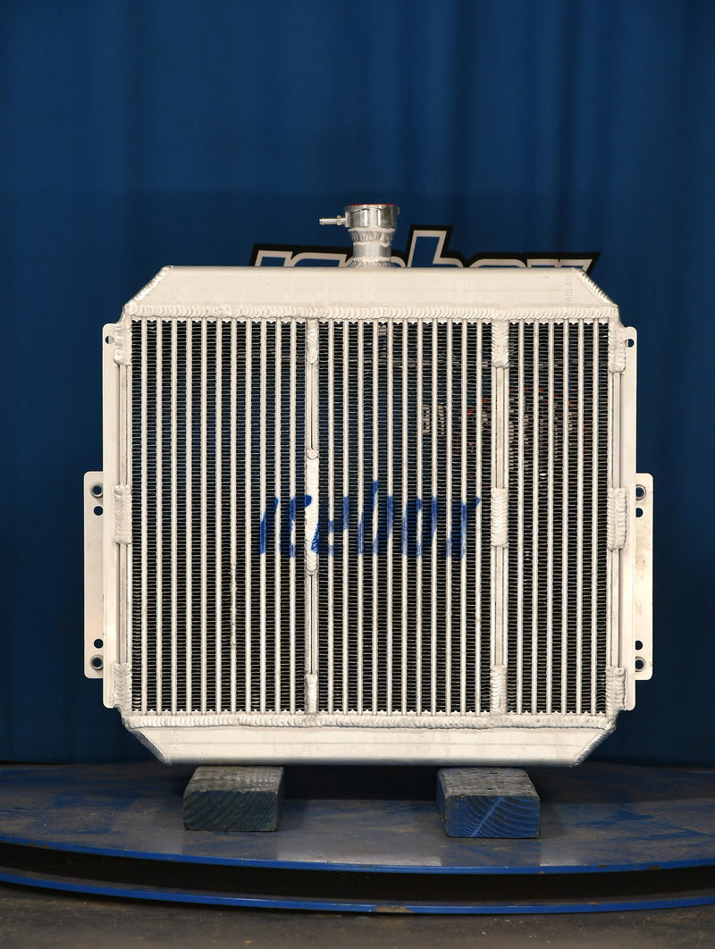 Load image into Gallery viewer, Toyota FG30 Radiator # 940148
