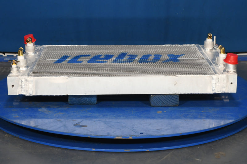 Load image into Gallery viewer, Toyota Radiator # 940190
