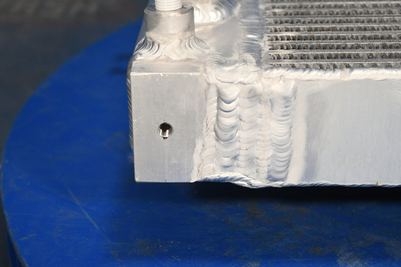 Load image into Gallery viewer, Toyota Radiator # 940190
