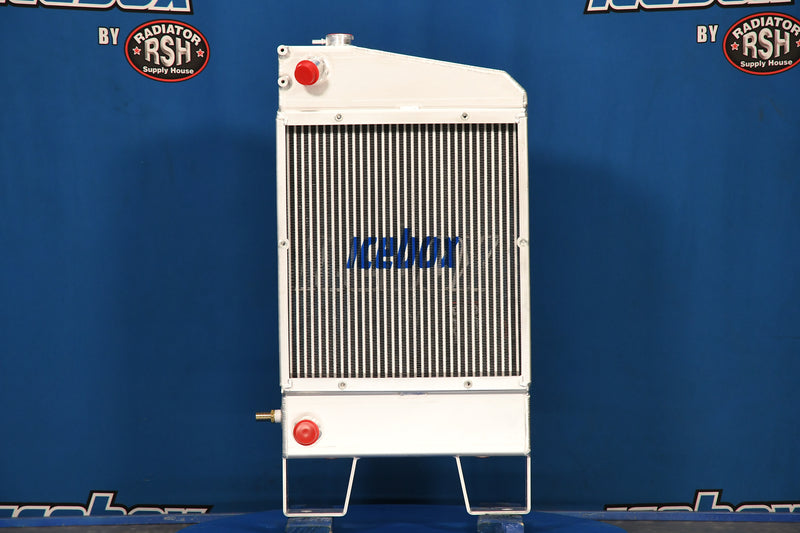 Load image into Gallery viewer, Manitou MLT629, MLT633, MLT633TLS Radiator # 940270
