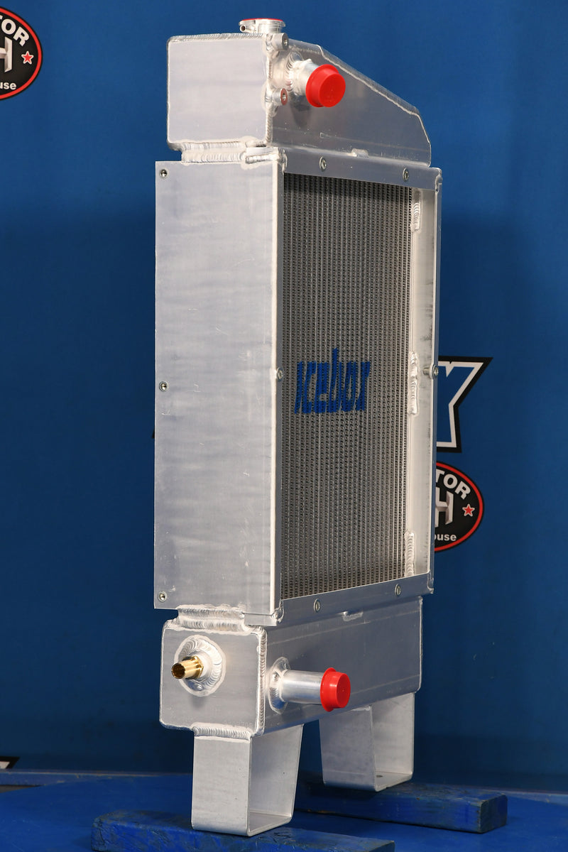Load image into Gallery viewer, Manitou MLT629, MLT633, MLT633TLS Radiator # 940270
