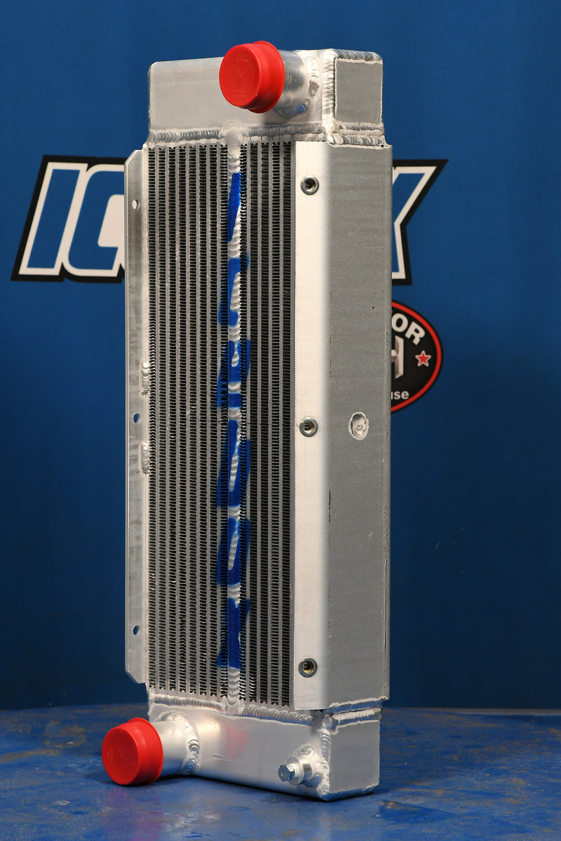 Load image into Gallery viewer, Bowman Z7900 Radiator # 950492
