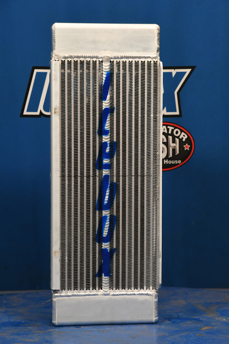 Load image into Gallery viewer, Bowman Z7900 Radiator # 950492
