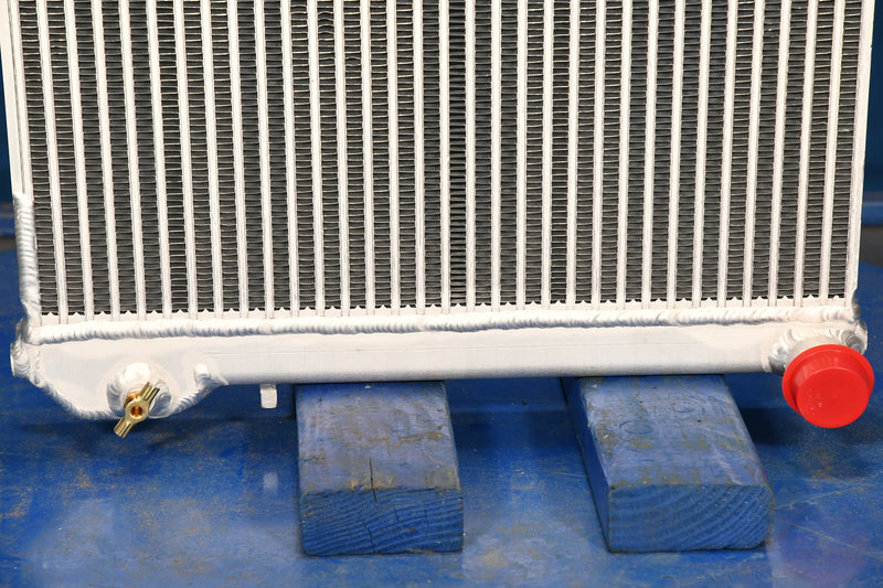 Load image into Gallery viewer, Cummins 0725, Generator Radiator # 990627
