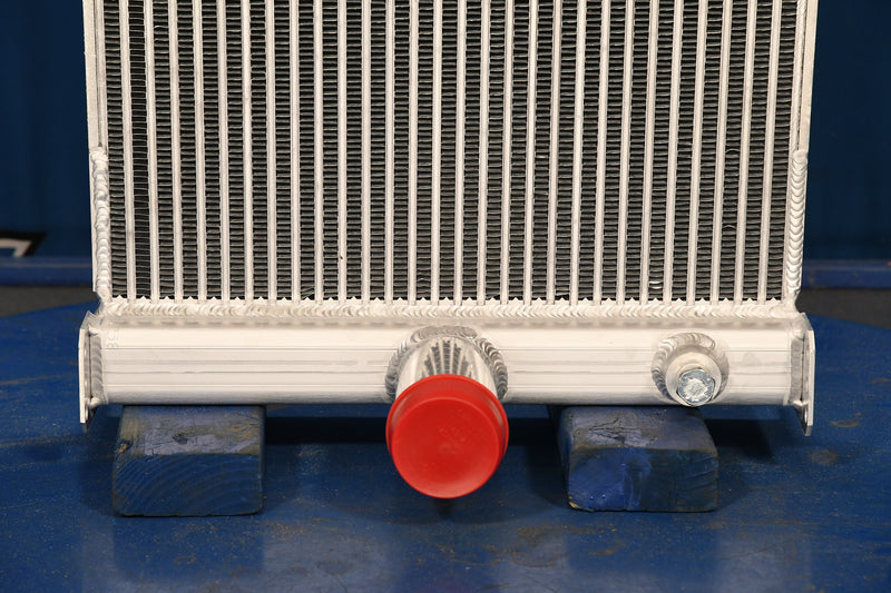 Load image into Gallery viewer, Cummins DQDAA, DQDAB, DQDAC Radiator # 990658
