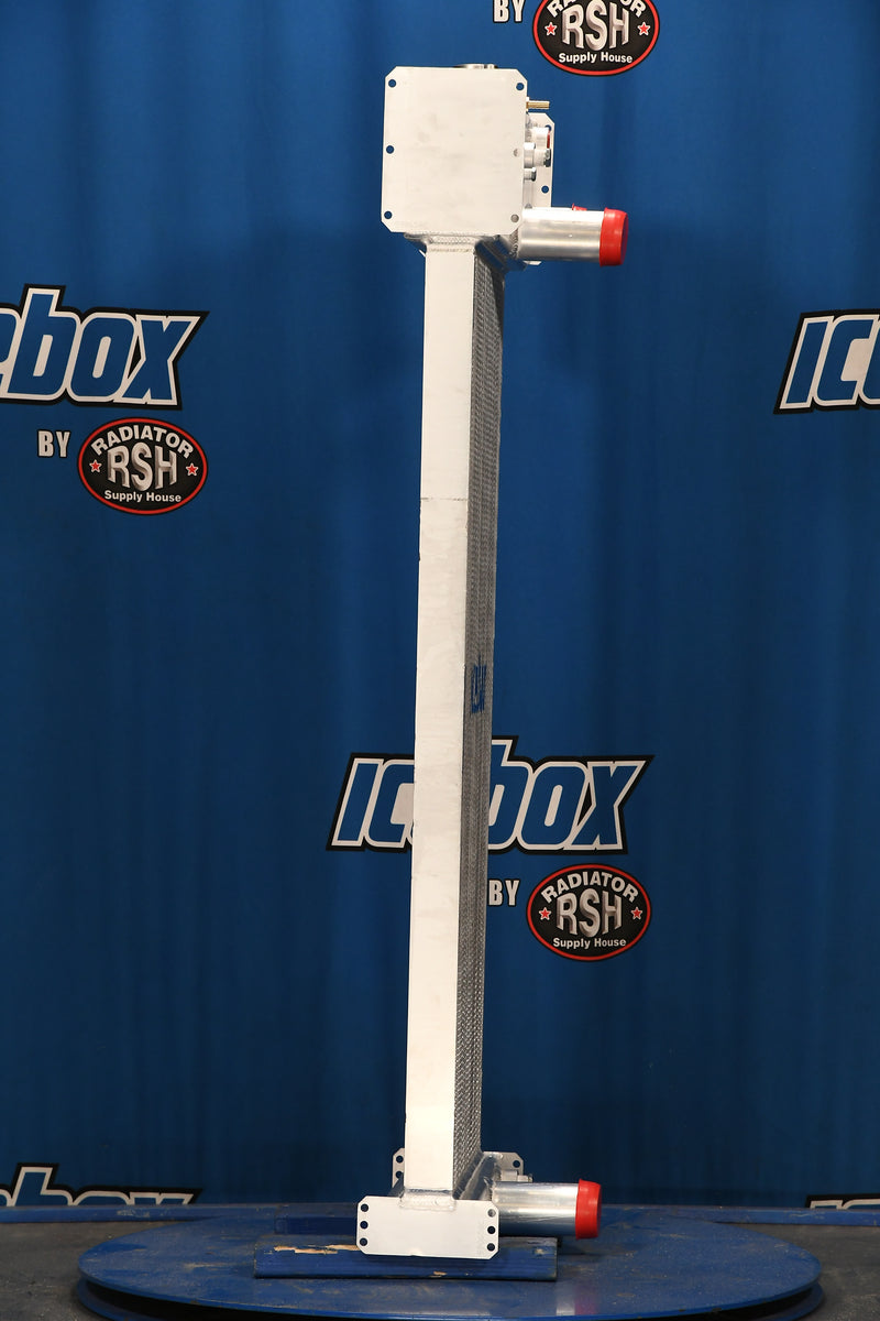 Load image into Gallery viewer, Cummins DQDAA, DQDAB, DQDAC Radiator # 990658
