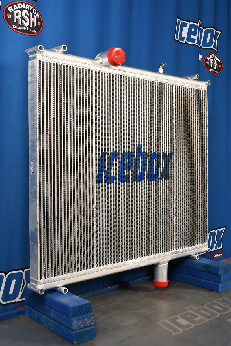 Load image into Gallery viewer, Peterbilt T-800, 382, 368 Radiator # 604066
