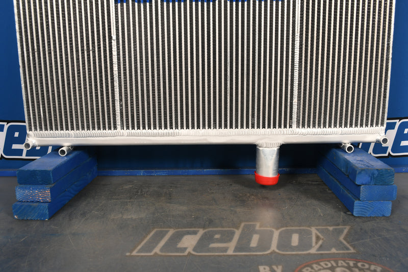 Load image into Gallery viewer, Peterbilt T-800, 382, 368 Radiator # 604066
