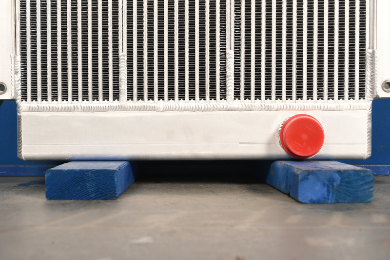 Load image into Gallery viewer, Dresser 100C Crawler, 100E, 100G, TD7C Radiator # 930296
