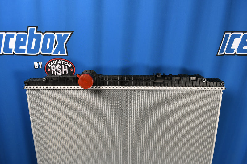 Load image into Gallery viewer, Kenworth T-800,386,587EXHD,T2000 Radiator # 604069
