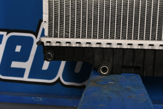 Kenworth T-800,386,587EXHD,T2000 Radiator