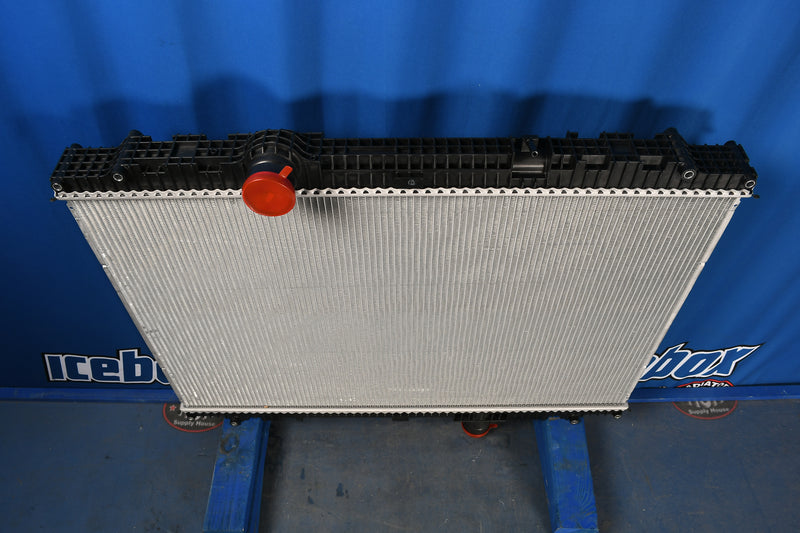 Load image into Gallery viewer, Kenworth T200,T300,T170,270,370 Radiator # 604078
