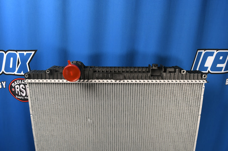 Load image into Gallery viewer, Kenworth T660 / W900 / W900B2 / T800H Radiator # 604075
