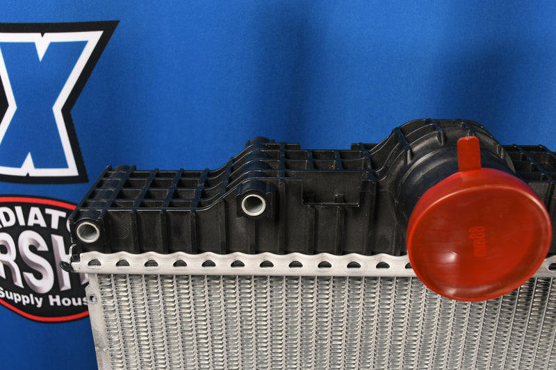 Load image into Gallery viewer, Kenworth T660 / W900 / W900B2 / T800H Radiator # 604075
