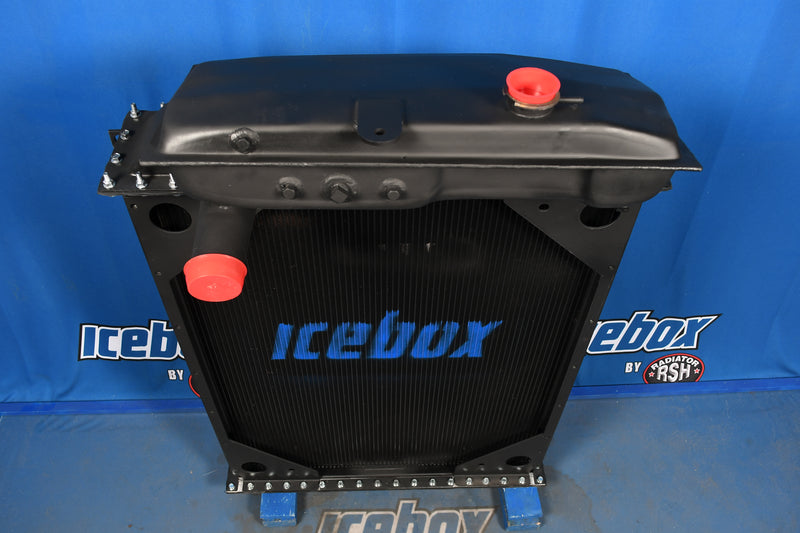 Load image into Gallery viewer, Kenworth W900 Radiator # 604700
