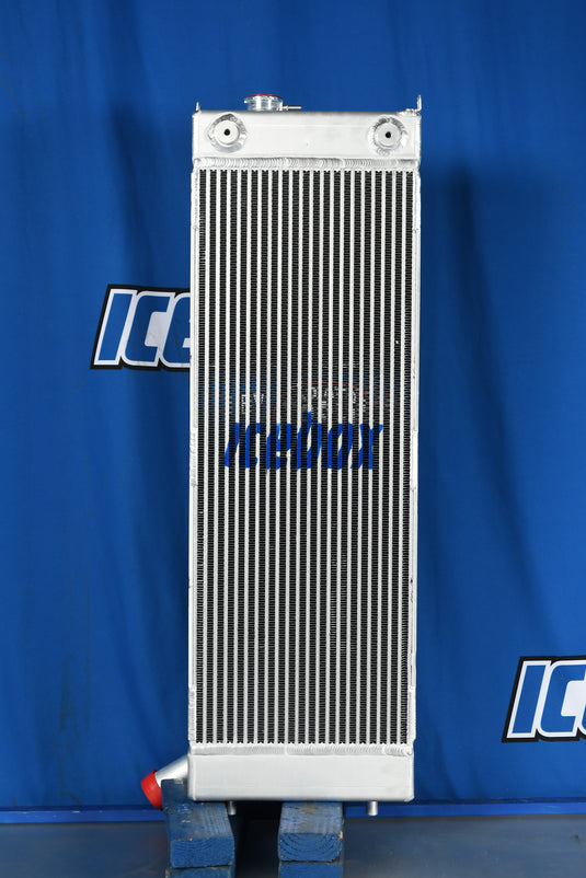 Komatsu PC228USLC-3E0 Radiator