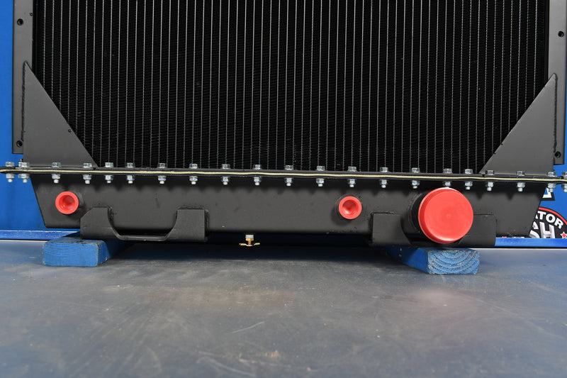 Load image into Gallery viewer, Mack Radiator # 605000
