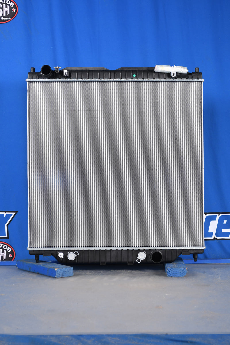 Load image into Gallery viewer, Ford Pick Up Radiator # 600054
