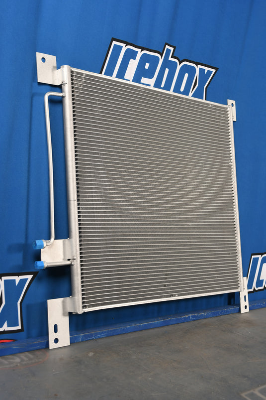 International 5000,8000,9200 Series AC Condenser