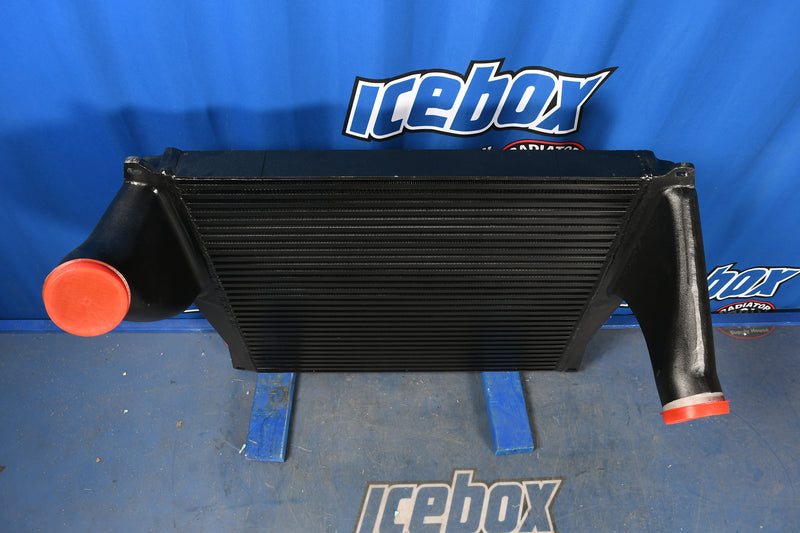Load image into Gallery viewer, Kenworth T600,T800,C500,W900 Charge Air Cooler # 604117
