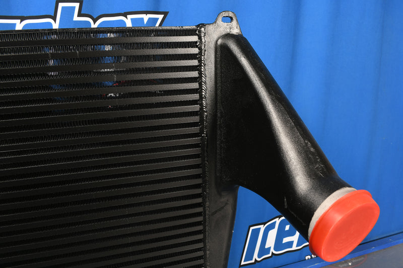 Load image into Gallery viewer, Kenworth T600,T800,C500,W900 Charge Air Cooler # 604117
