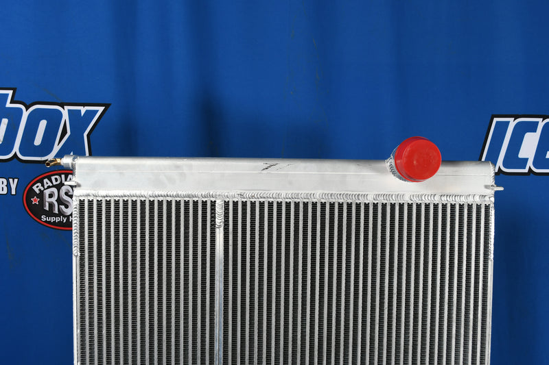 Load image into Gallery viewer, International 7600 Radiator # 603149
