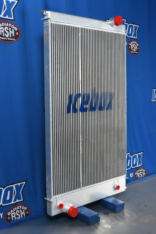International 7600 Radiator