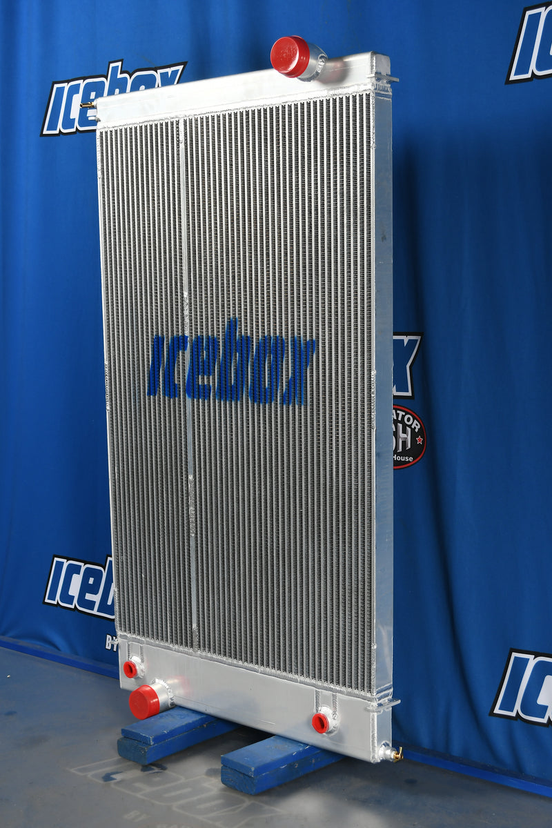 Load image into Gallery viewer, International 7600 Radiator # 603149
